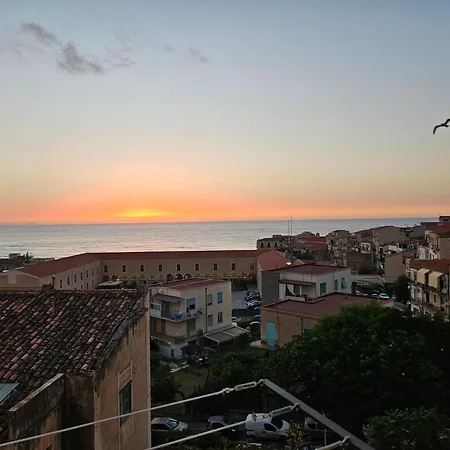 Amuni - Exclusive In Centro A Vista Mare Cefalu