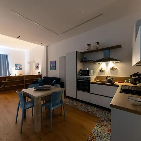 Apartment Amuni - Exclusive In Centro A Vista Mare *