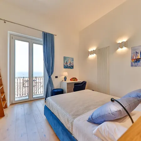 Amuni - Exclusive In Centro A Vista Mare Apartment *