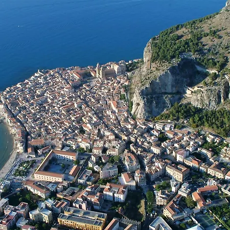 Amuni - Exclusive In Centro A Vista Mare Cefalu