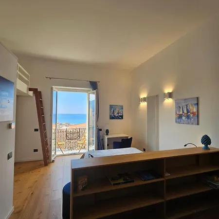 Amuni - Exclusive In Centro A Vista Mare Apartment Cefalu