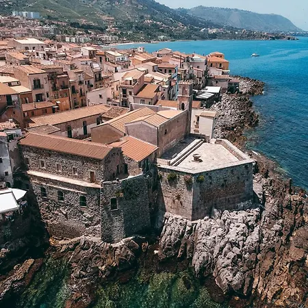 Amuni - Exclusive In Centro A Vista Mare Apartment *
