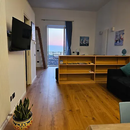 Amuni - Exclusive In Centro A Vista Mare Apartment *